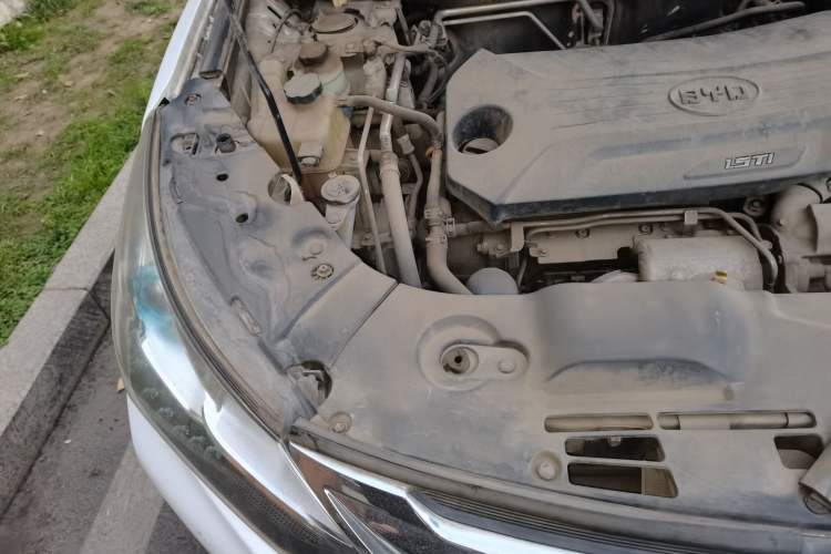 Used BYD Song 2016 Gaishi Edition 1.5TI Manual Leading Model Engine Bay Right
