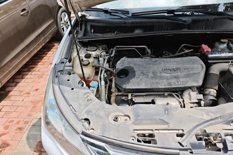 Used BYD Song 2016 1.5TI Manual Luxury Model Engine Bay Right
