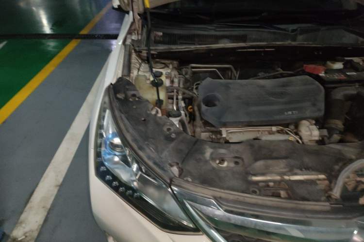 Used BYD Song 2016 GaiShi Edition 1.5TID Automatic Elite Model Engine Bay Right
