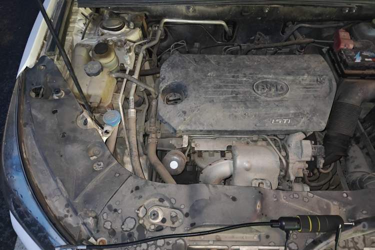 Used BYD Song 2016 1.5TI Manual Luxury Model Engine Bay Right