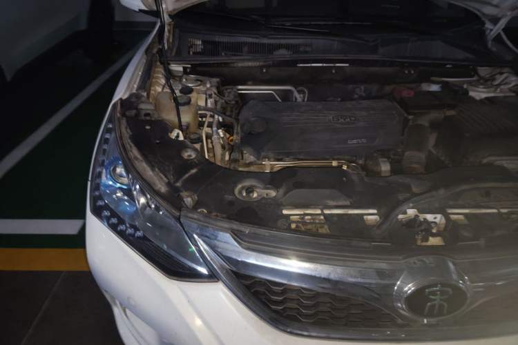 Used BYD Song 2016 GaiShi Edition 1.5TID Automatic Elite Model Engine Bay Right