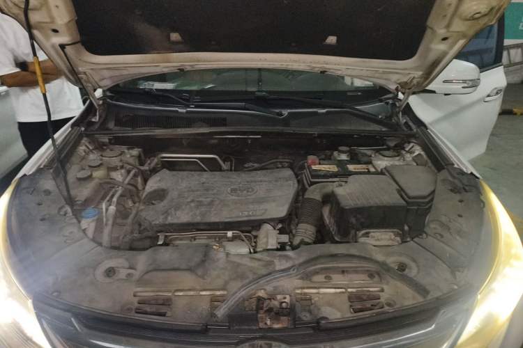 Used BYD Song 2016 GaiShi Edition 1.5TID Automatic Elite Model Engine Bay