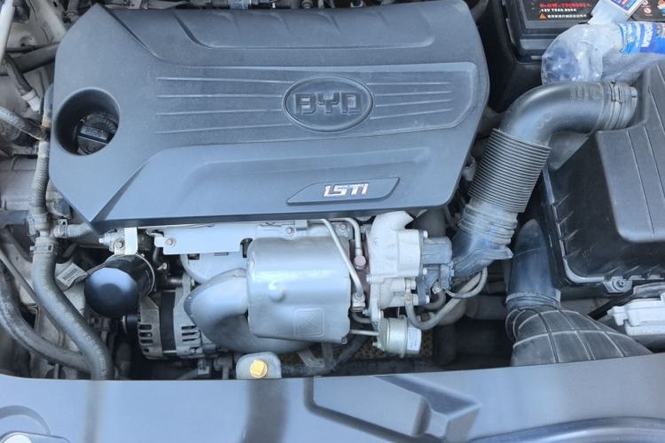 Used BYD Song 2016 GaiShi Edition 1.5TID Automatic Elite Model Engine Bay