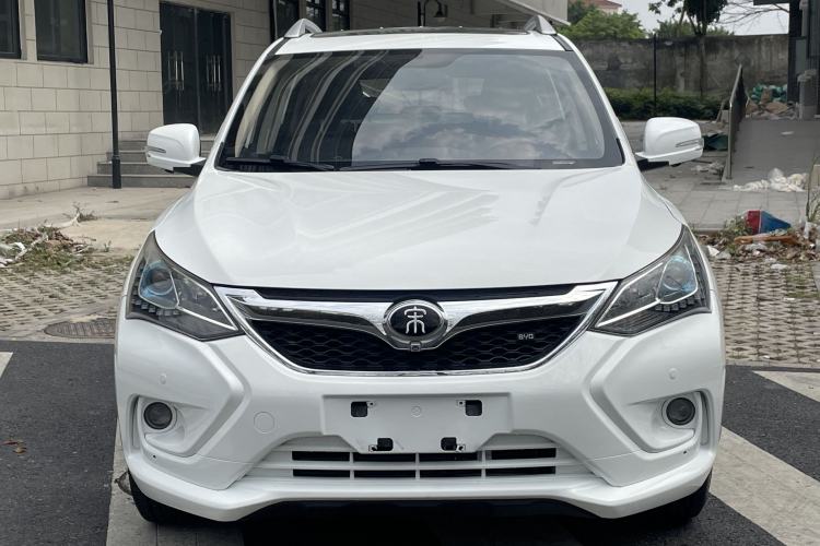 Used BYD Song 2016 GaiShi Edition 1.5TI Manual Elite Model Exterior 1