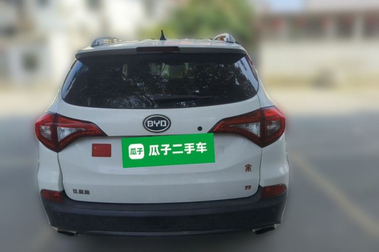 Used BYD Song 2016 GaiShi Edition 1.5TI Manual Elite Model Exterior 4