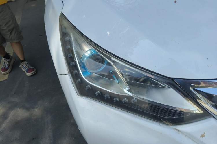 Used BYD Song 2016 GaiShi Edition 1.5TI Manual Elite Model Exterior 6