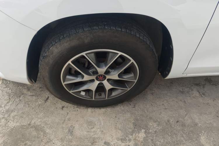 Used BYD Song 2016 GaiShi Edition 1.5TID Automatic Elite Model Exterior 7