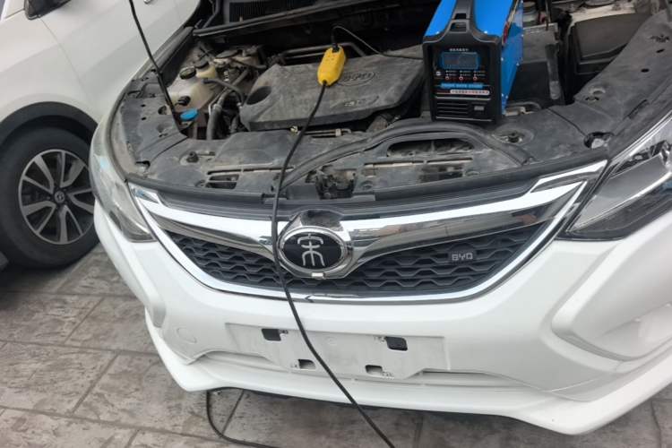 Used BYD Song 2016 GaiShi Edition 1.5TID Automatic Elite Model Front