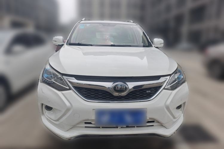 Used BYD Song 2016 GaiShi Edition 1.5TID Automatic Elite Model Front