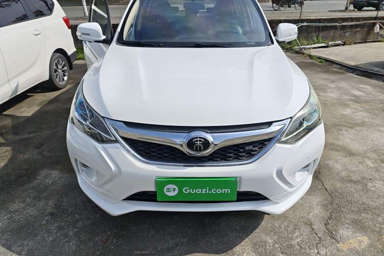 Used BYD Song 2016 GaiShi Edition 1.5TI Manual Elite Model Front