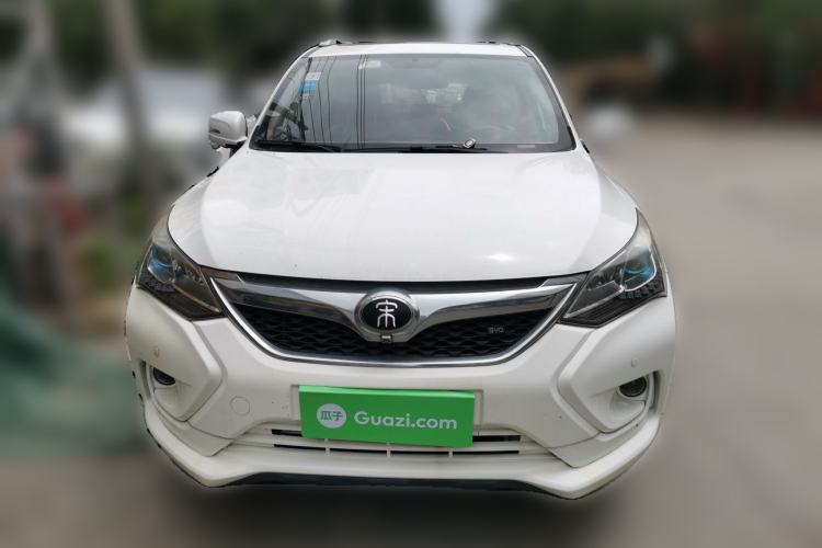 Used BYD Song 2016 GaiShi Edition 1.5TID Automatic Elite Model Front