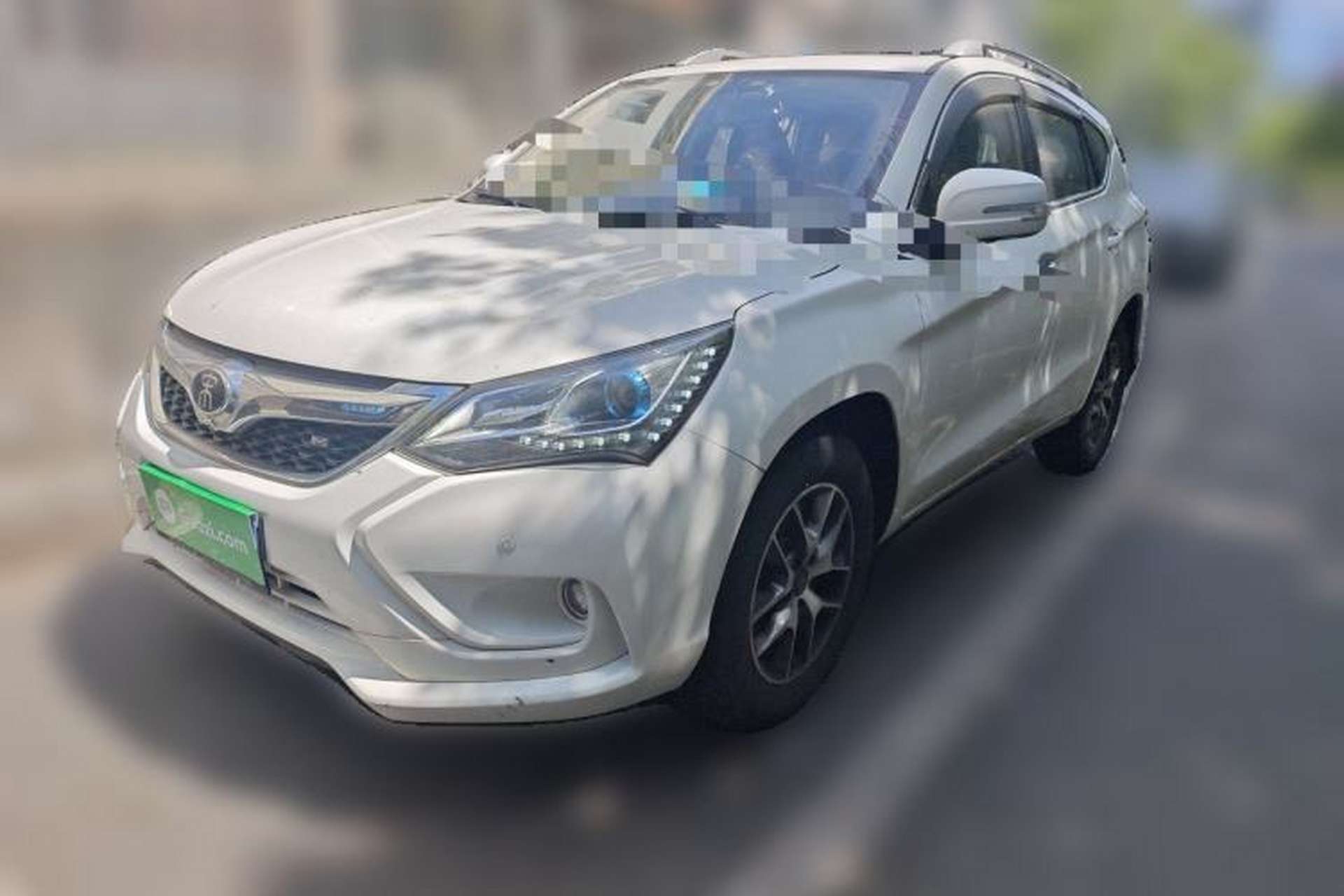 Used BYD Song 2016 GaiShi Edition 1.5TID Automatic Elite Model Front Left 45 Deg