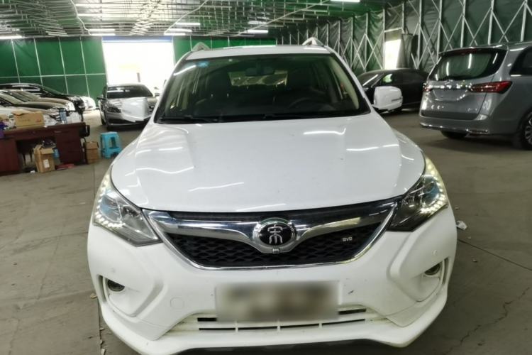 Used BYD Song 2016 GaiShi Edition 1.5TID Automatic Elite Model Front