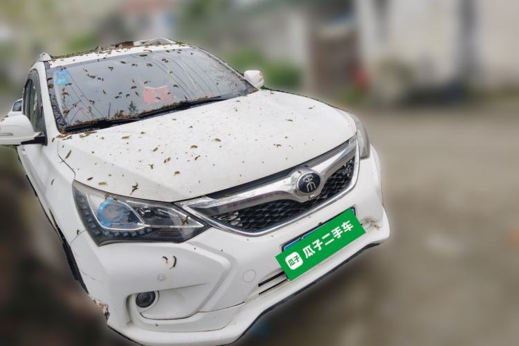 Used BYD Song 2016 GaiShi Edition 1.5TI Manual Elite Model Front Right 45 Deg