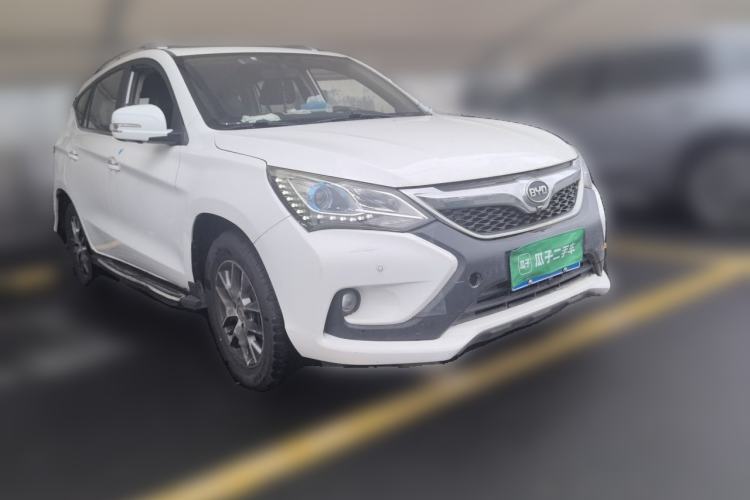 Used BYD Song 2016 1.5TI Manual Luxury Model Front Right 45 Deg