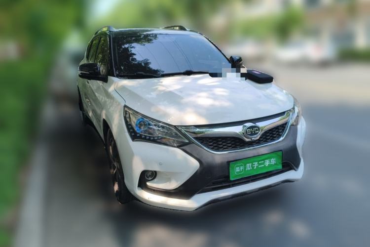 Used BYD Song 2016 2.0TID Automatic Flagship Edition Front Right 45 Deg