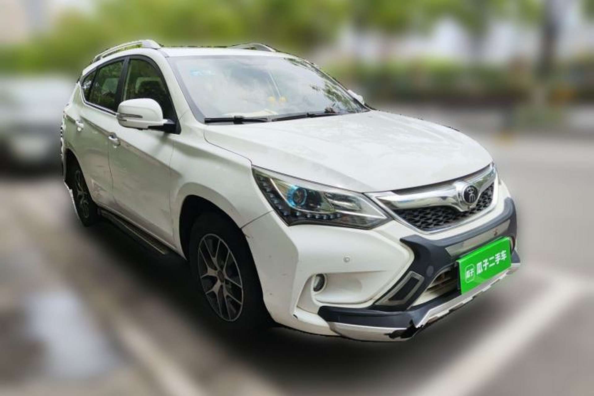 Used BYD Song 2016 GaiShi Edition 1.5TID Automatic Elite Model Front Right 45 Deg