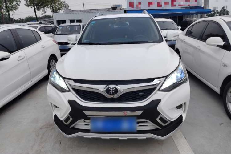 Used BYD Song 2016 GaiShi Edition 1.5TID Automatic Elite Model Front