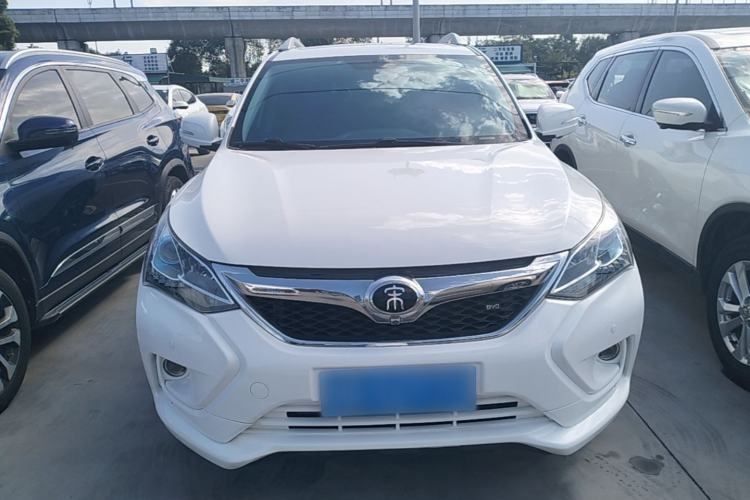 Used BYD Song 2016 GaiShi Edition 1.5TID Automatic Elite Model Front