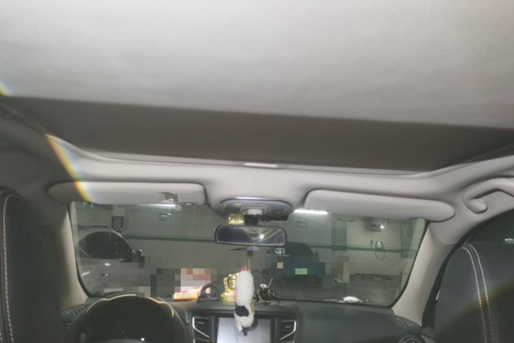 Used BYD Song 2016 GaiShi Edition 1.5TID Automatic Elite Model Headliner