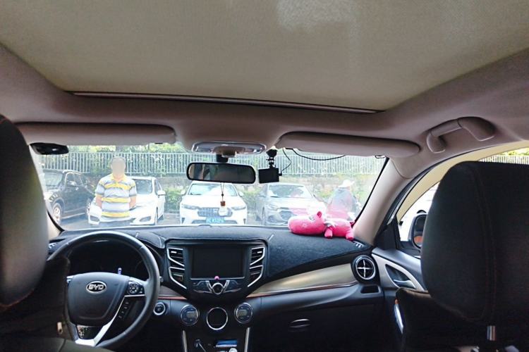Used BYD Song 2016 1.5TI Manual Luxury Model Headliner