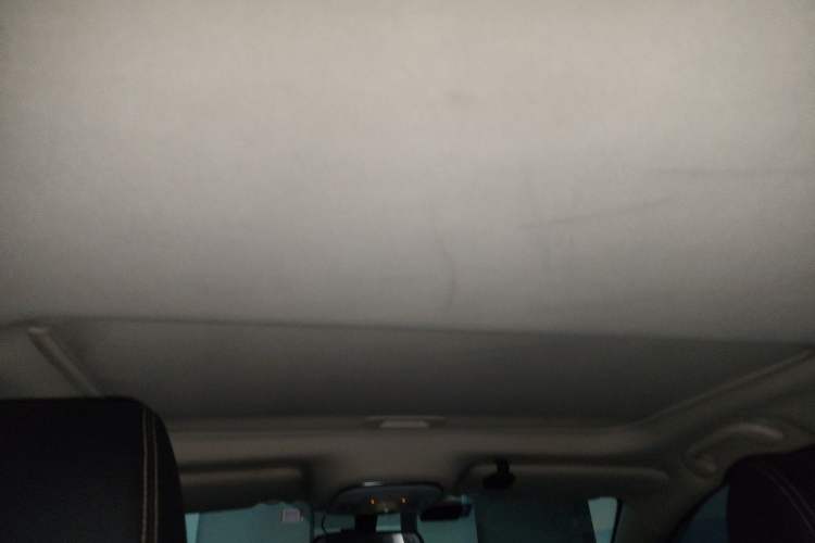 Used BYD Song 2016 GaiShi Edition 1.5TID Automatic Elite Model Headliner