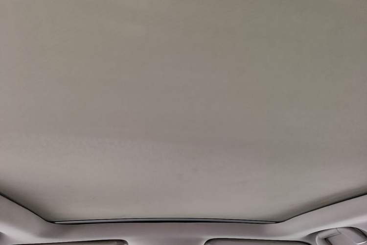 Used BYD Song 2016 1.5TI Manual Luxury Model Headliner