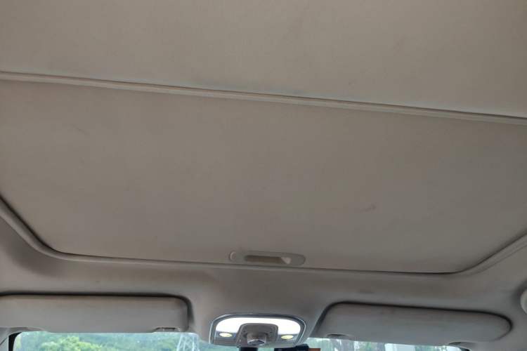 Used BYD Song 2016 GaiShi Edition 1.5TID Automatic Elite Model Headliner