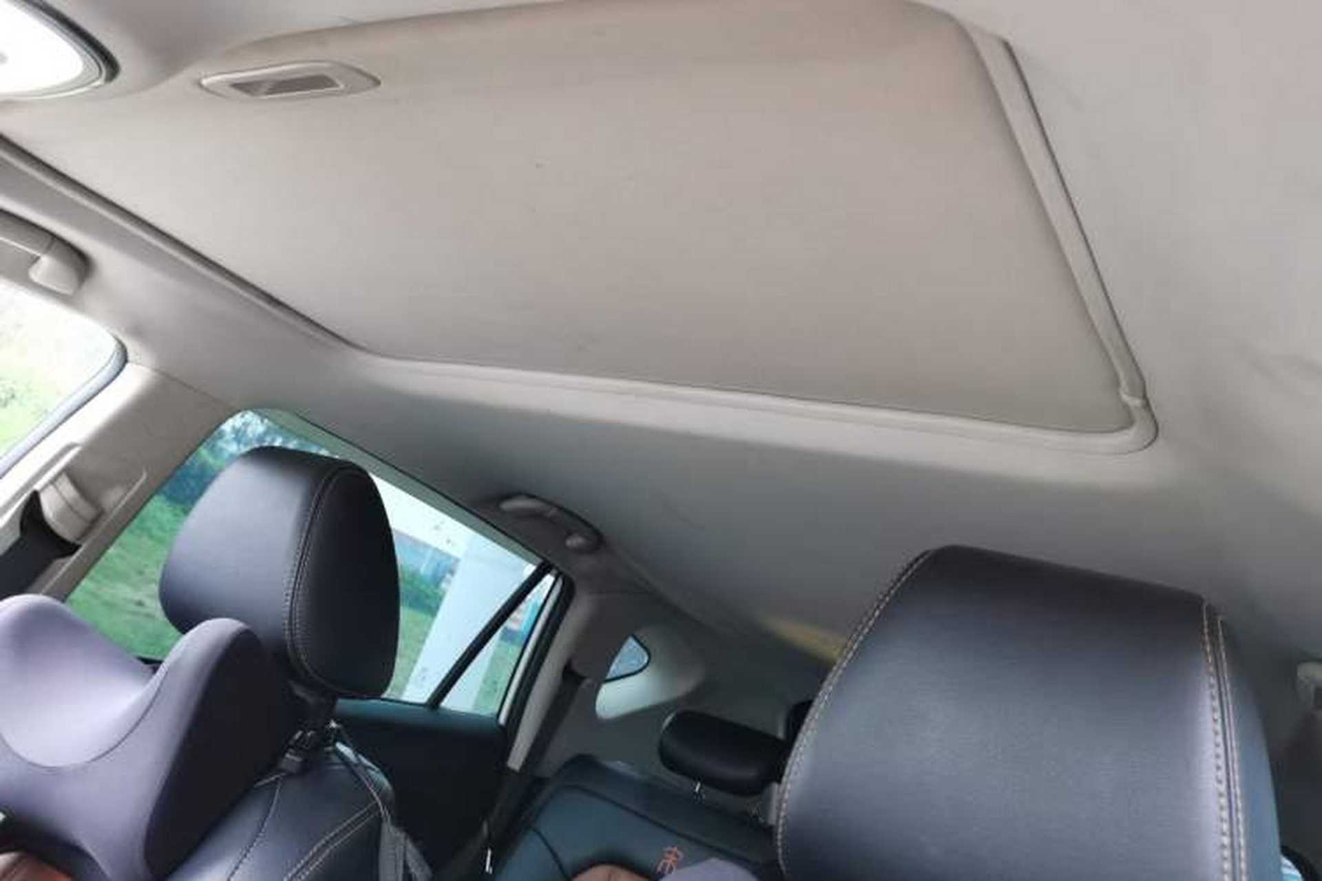 Used BYD Song 2016 2.0TID Automatic Luxury Edition Headliner