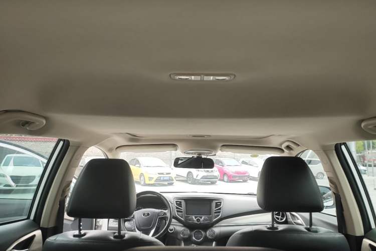 Used BYD Song 2016 GaiShi Edition 1.5TID Automatic Elite Model Headliner
