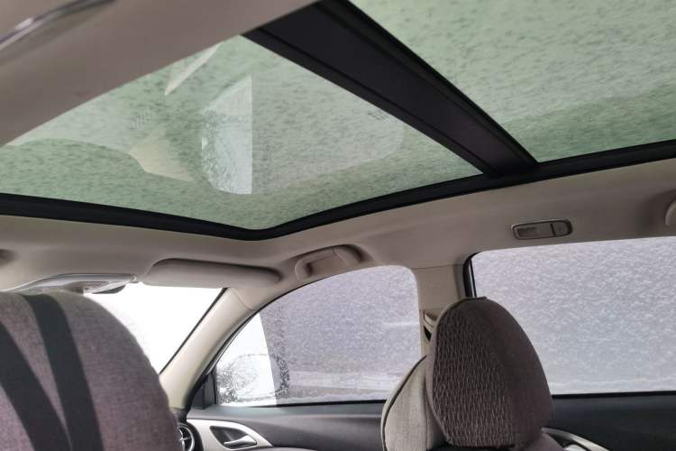 Used BYD Song 2016 2.0TID Automatic Prestige Edition Headliner