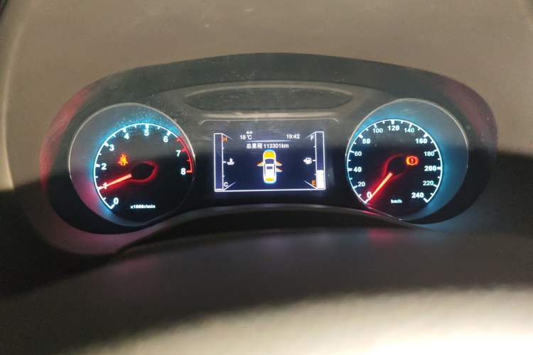 Used BYD Song 2016 1.5TI Manual Luxury Model Instrument Cluster