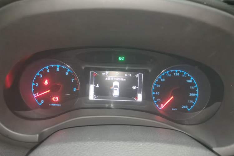 Used BYD Song 2016 GaiShi Edition 1.5TID Automatic Elite Model Instrument Cluster