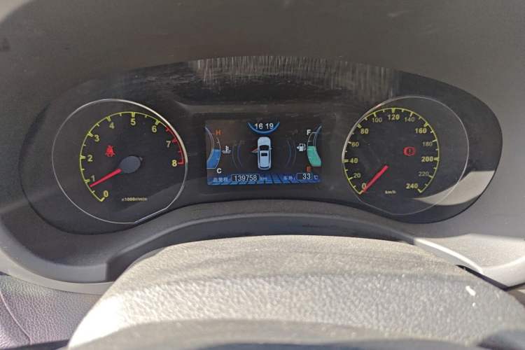 Used BYD Song 2016 1.5TI Manual Luxury Model Instrument Cluster