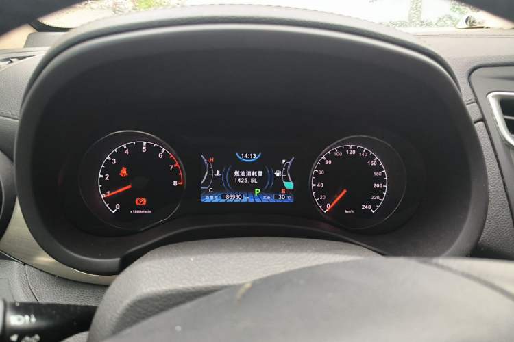 Used BYD Song 2016 GaiShi Edition 1.5TID Automatic Elite Model Instrument Cluster
