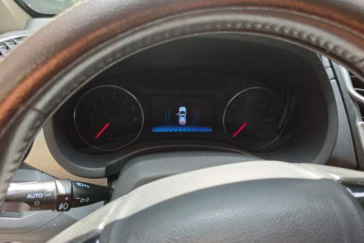 Used BYD Song 2016 1.5TI Manual Luxury Model Instrument Cluster