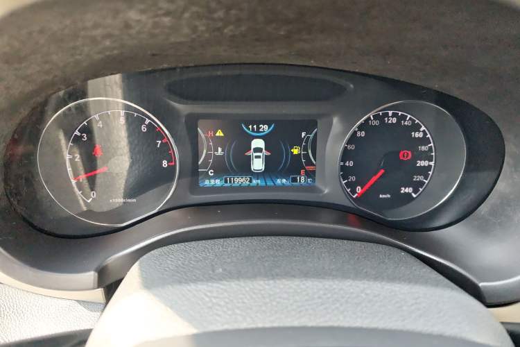 Used BYD Song 2016 GaiShi Edition 1.5TI Manual Elite Model Instrument Cluster