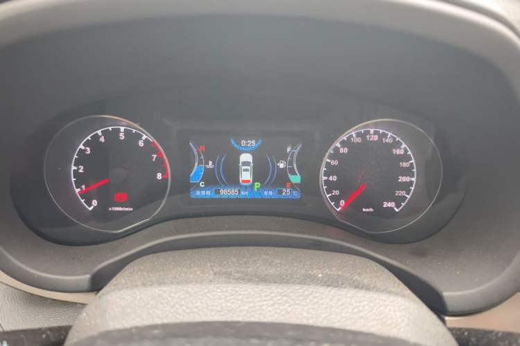 Used BYD Song 2016 2.0TID Automatic Prestige Edition Instrument Cluster