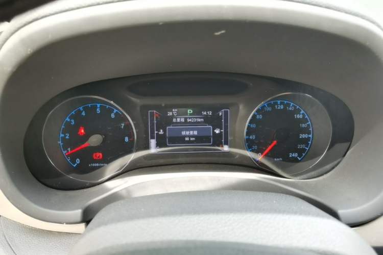 Used BYD Song 2016 GaiShi Edition 1.5TID Automatic Elite Model Instrument Cluster