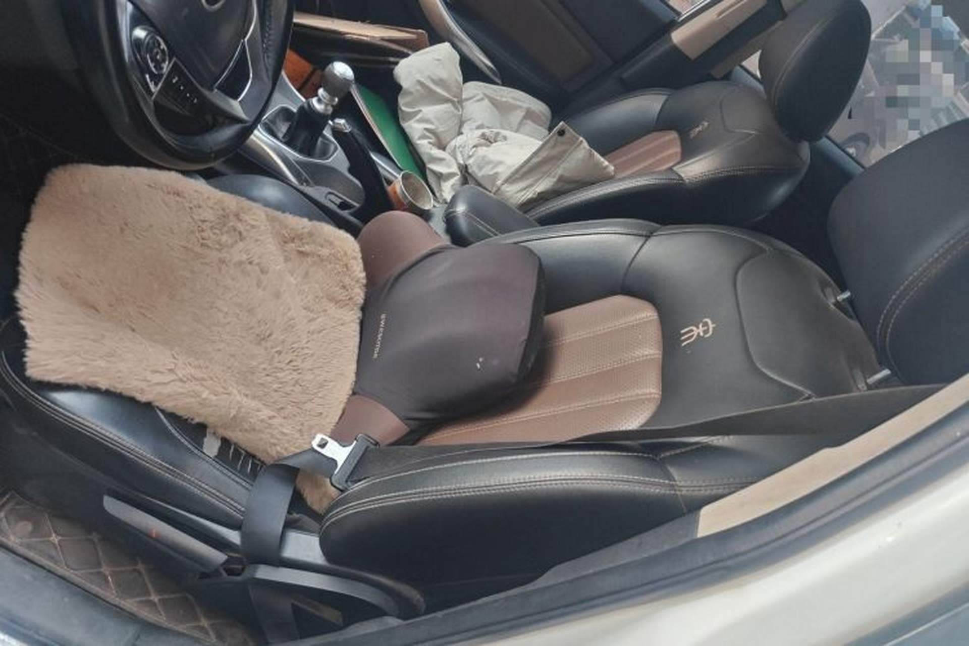 Used BYD Song 2016 GaiShi Edition 1.5TI Manual Elite Model Left Front Seat