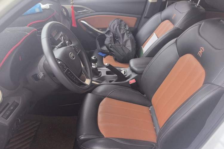 Used BYD Song 2016 1.5TI Manual Luxury Model Left Front Seat