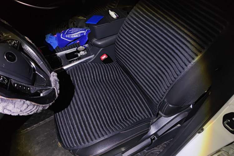 Used BYD Song 2016 GaiShi Edition 1.5TID Automatic Elite Model Left Front Seat