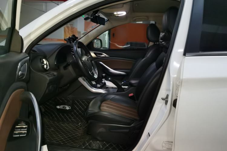 Used BYD Song 2016 GaiShi Edition 1.5TI Manual Elite Model Left Front Seat