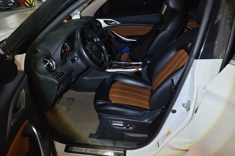 Used BYD Song 2016 2.0TID Automatic Prestige Edition Left Front Seat