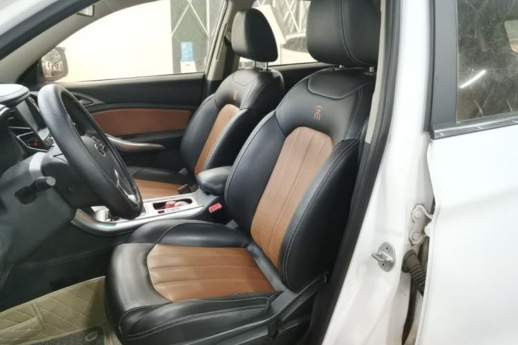 Used BYD Song 2016 GaiShi Edition 1.5TID Automatic Elite Model Left Front Seat