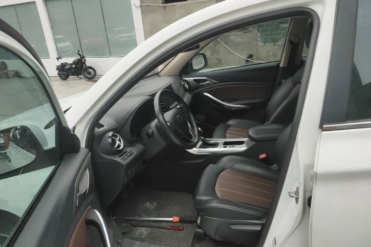 Used BYD Song 2016 GaiShi Edition 1.5TID Automatic Elite Model Left Front Seat