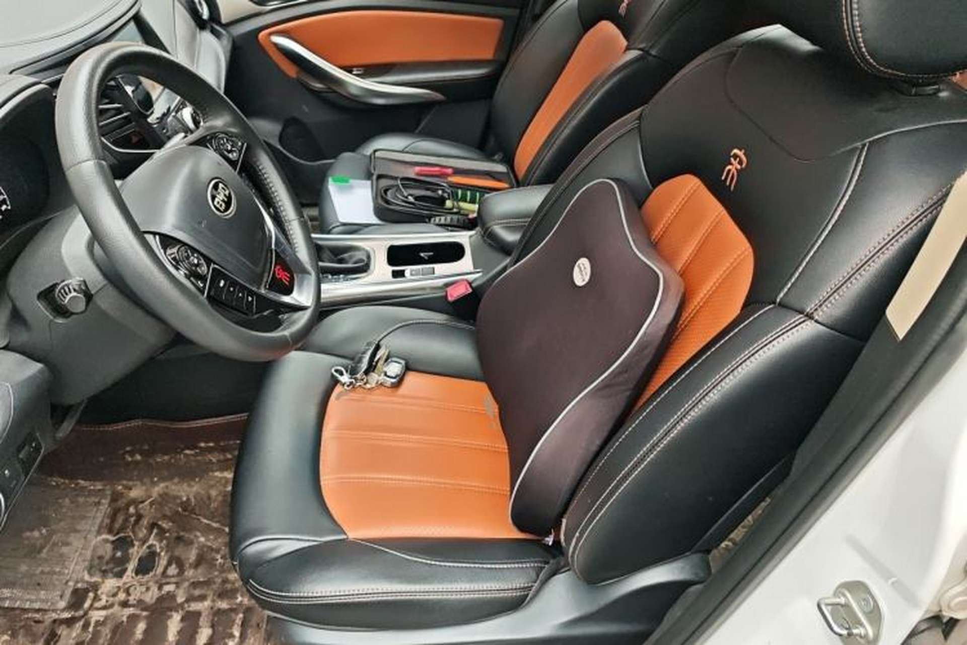 Used BYD Song 2016 2.0TID Automatic Luxury Edition Left Front Seat