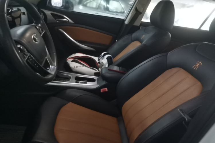 Used BYD Song 2016 GaiShi Edition 1.5TID Automatic Elite Model Left Front Seat
