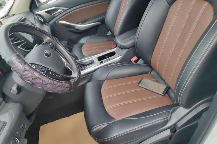 Used BYD Song 2016 GaiShi Edition 1.5TID Automatic Elite Model Left Front Seat