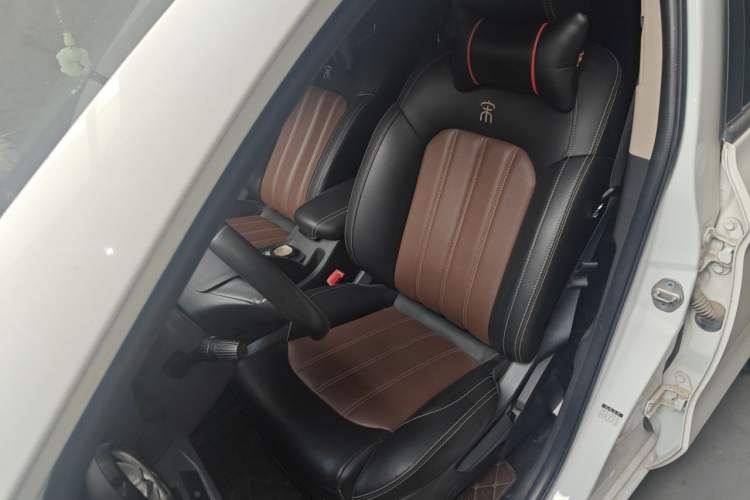 Used BYD Song 2016 GaiShi Edition 1.5TI Manual Elite Model Left Front Seat